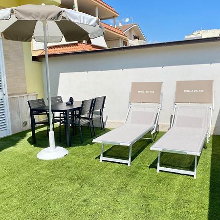 Novella Del Mar Prima Fila Dal Mare Villa Grottammare Luaran gambar